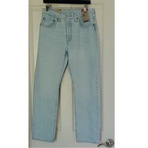 Levi's high waist Straight Jeans in Light Blue